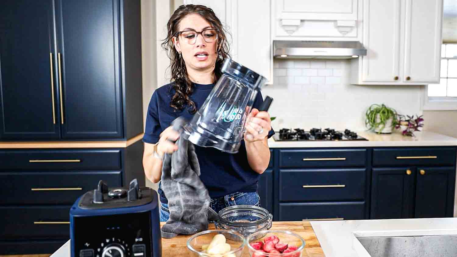 cleaning a vitamix container